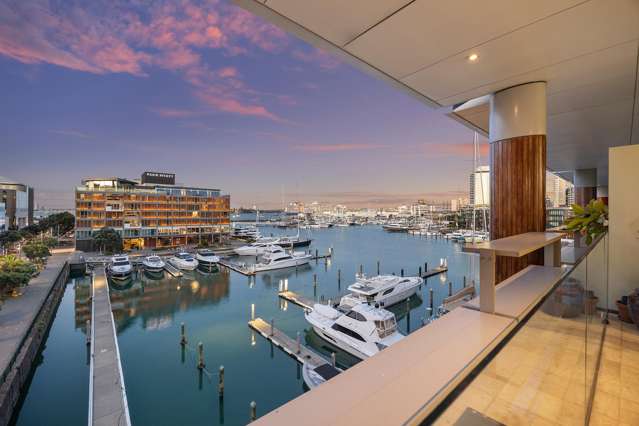 Where The Harbour Steals The Show