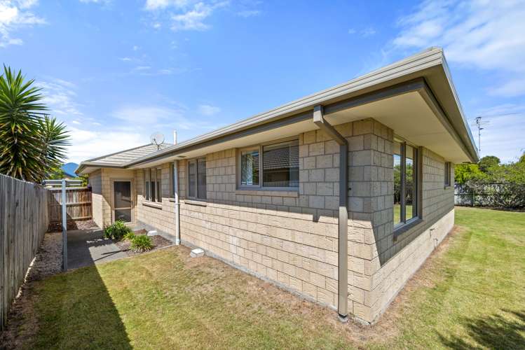 19 Kapiti Street Parklands_16