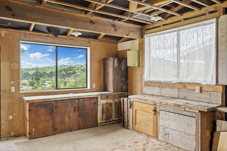 27 House Avenue Taumarunui_15