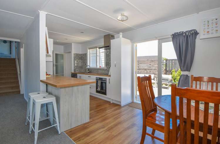 10 Fairbrother Street Carterton_2