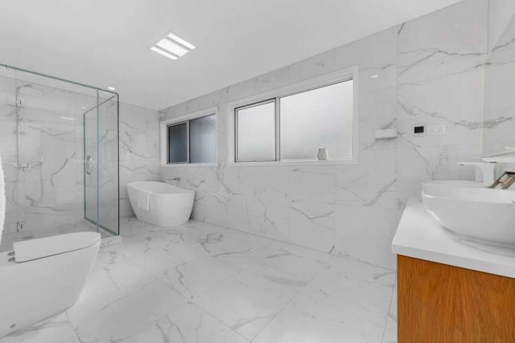 13 Angiangi Crescent Beachlands_19