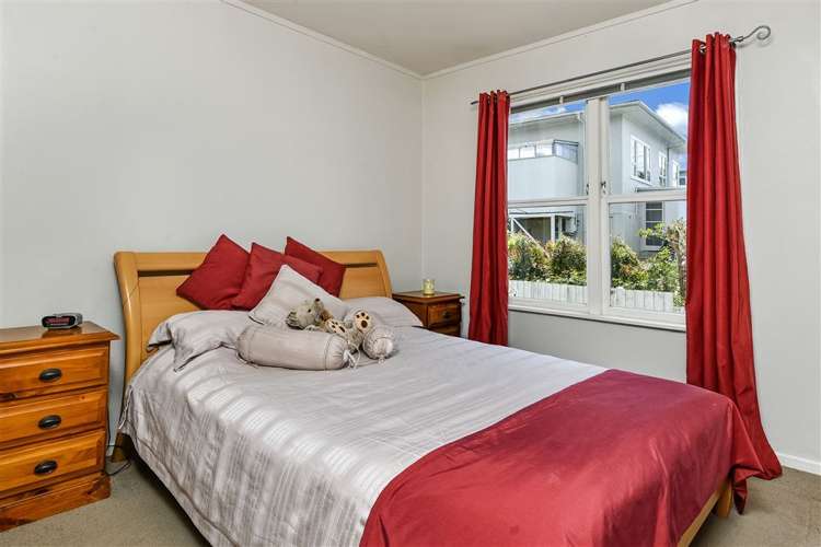 4/20 Seaview Road Castor Bay_6