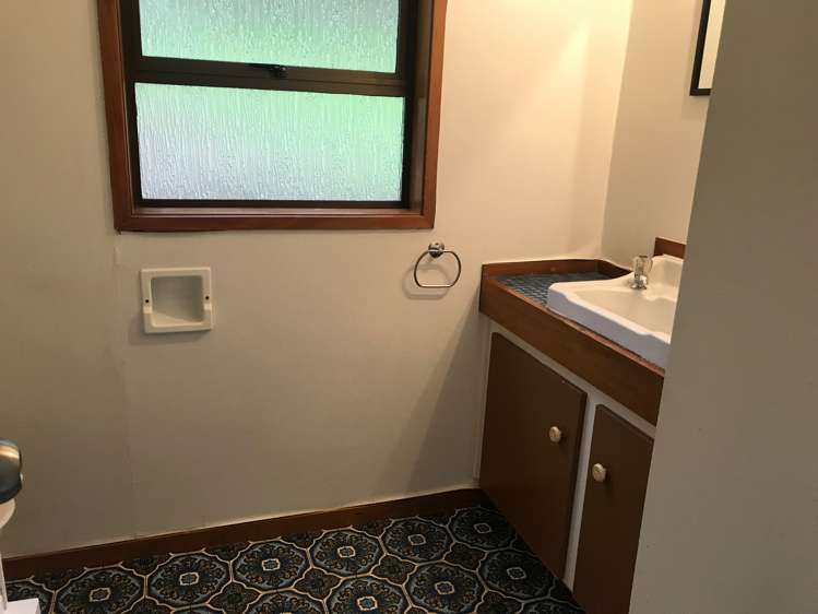 136 Victory Road Laingholm_6