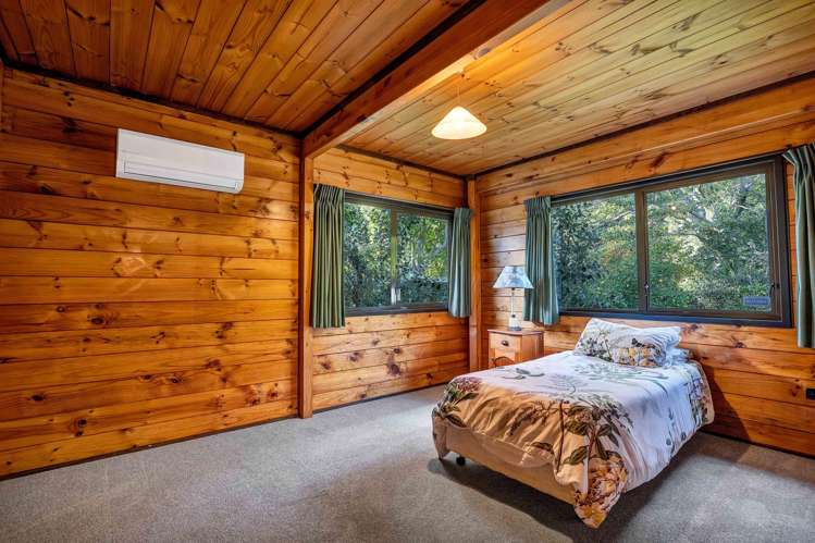 21b Sequoia Grove Merrilands_16