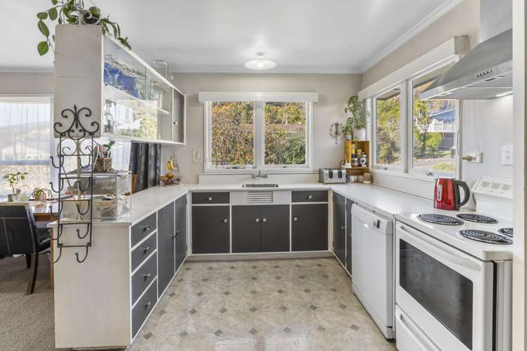 36 Churchill Avenue Richmond_14