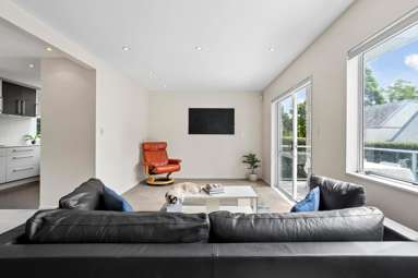 8/17 Chatfield Place_1