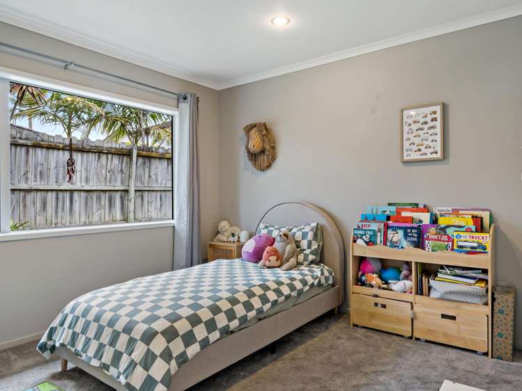 25 Saltwood Street Red Beach_14