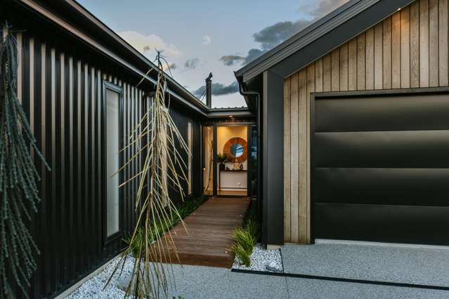 8 Linnburn Road Wanaka_2