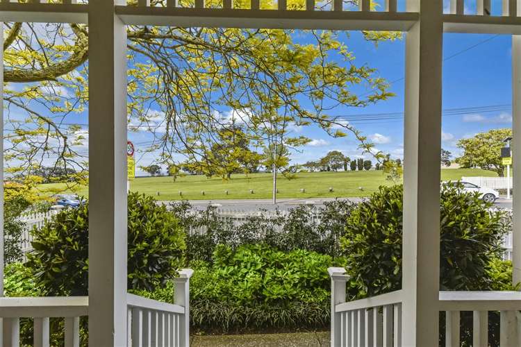 169 Vauxhall Road Narrow Neck_2