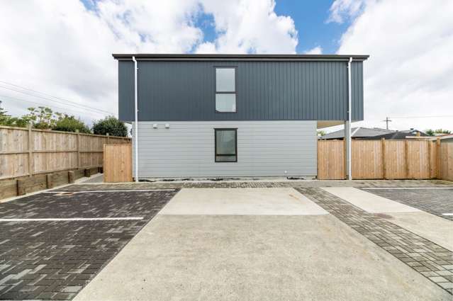 10c Roberts Road Te Atatu South_2