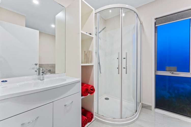 189 Point View Drive East Tamaki Heights_18