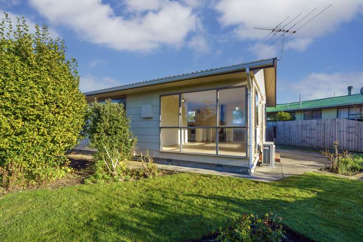 97 Dunns Avenue The Pines Beach_13