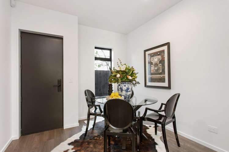 5/44 Winchester Street Merivale_9