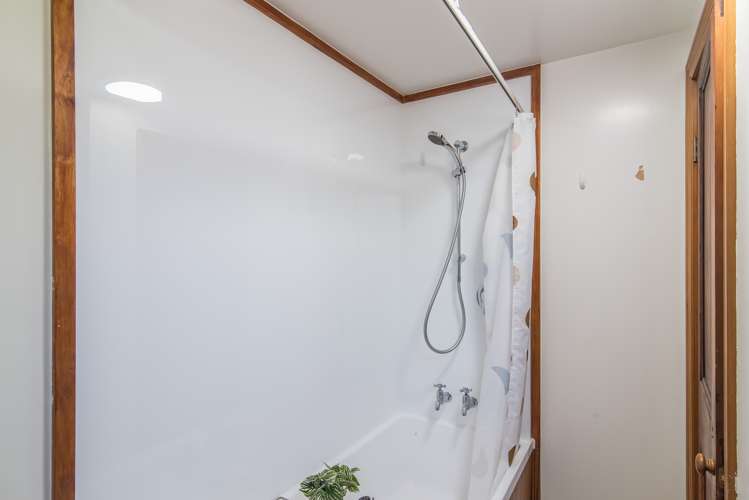 20 Glendavar Street Berhampore_17