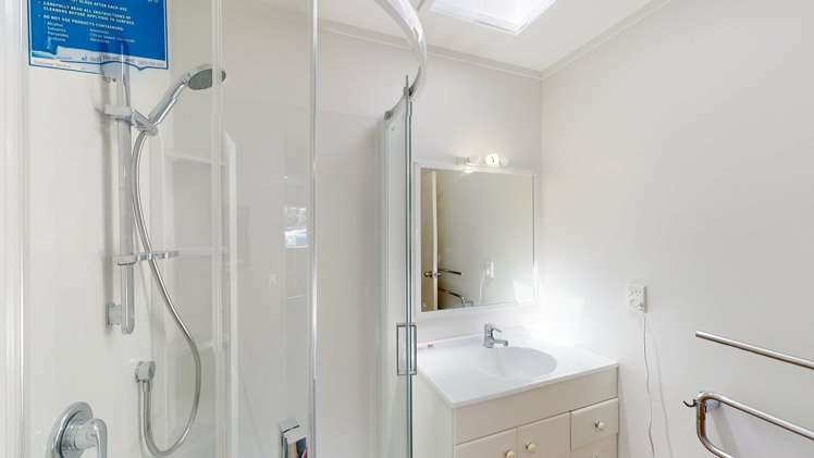 22/8 Girton Terrace Mount Cook_4