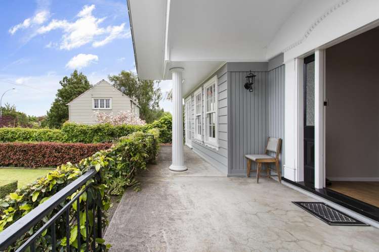 1046 River Road 10469_2