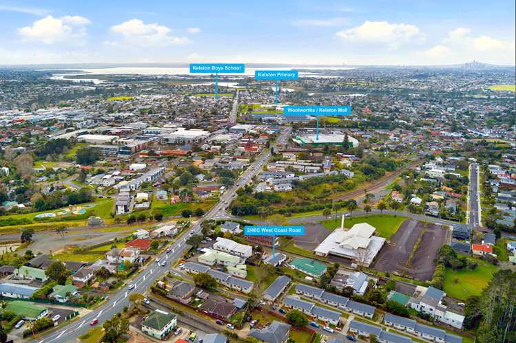 2/40C West Coast Road Glen Eden_24