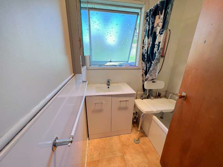 23 Bellringer Road Massey_6