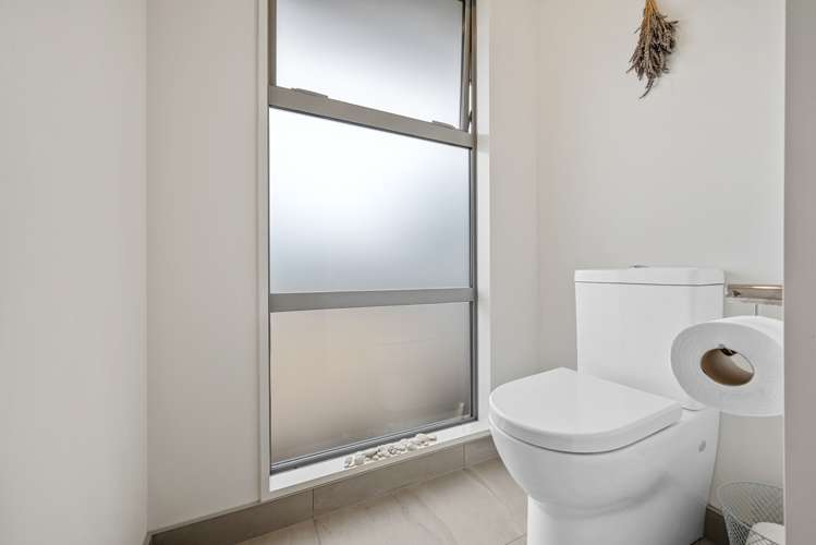 5 Avignon Place Fairhall_32