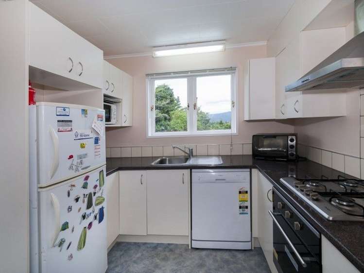 46 Taieri Crescent Kelson_2