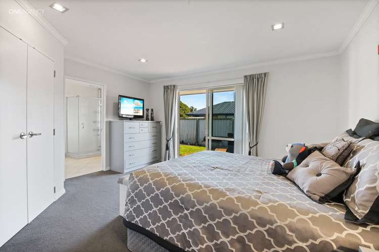 22 Paget Drive Woodend_10