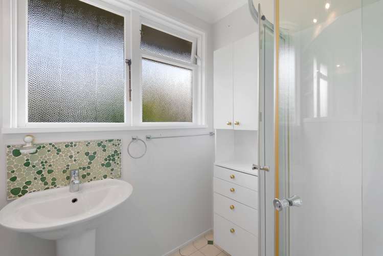 59 Turnbull Street Brockville_13