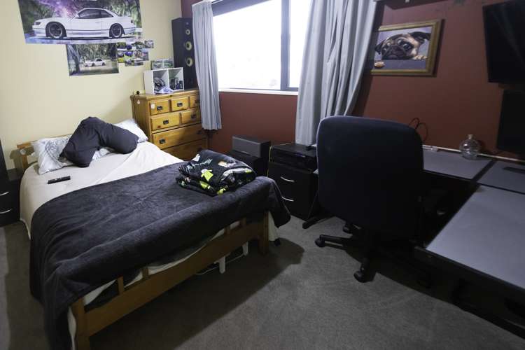 75 Pages Road Allenton_12