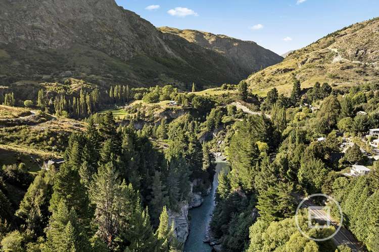 Residence 4/83 Atley Road Arthurs Point_16