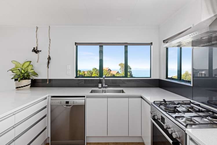 135 Priestley Terrace Bluff Hill_4