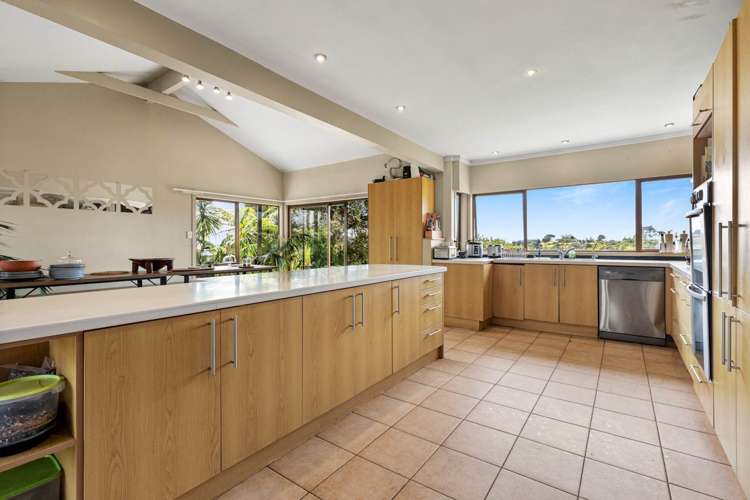 136 Okura River Road Okura_11