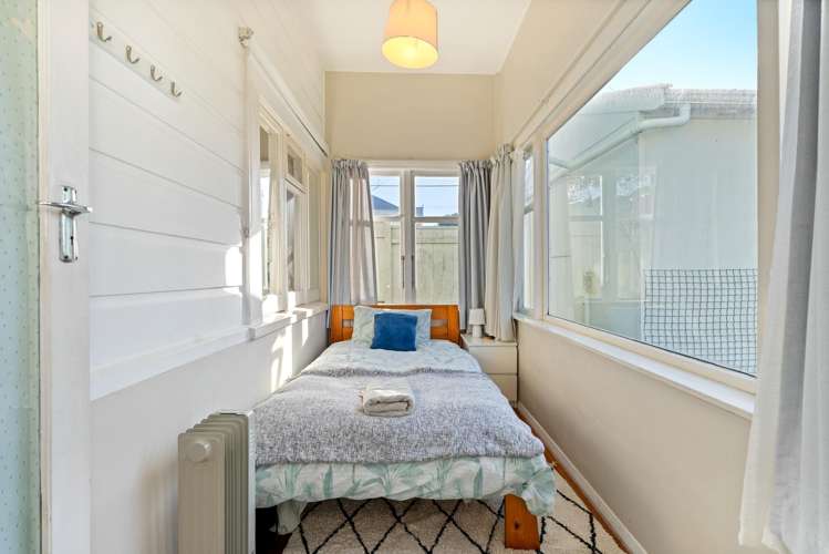 56 Freyberg Street Lyall Bay_12