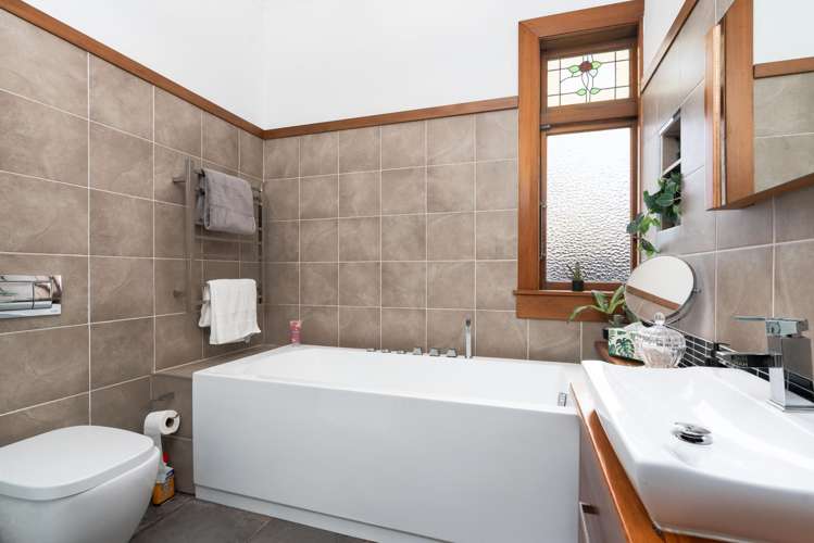 7 Totara Street Lansdowne_17