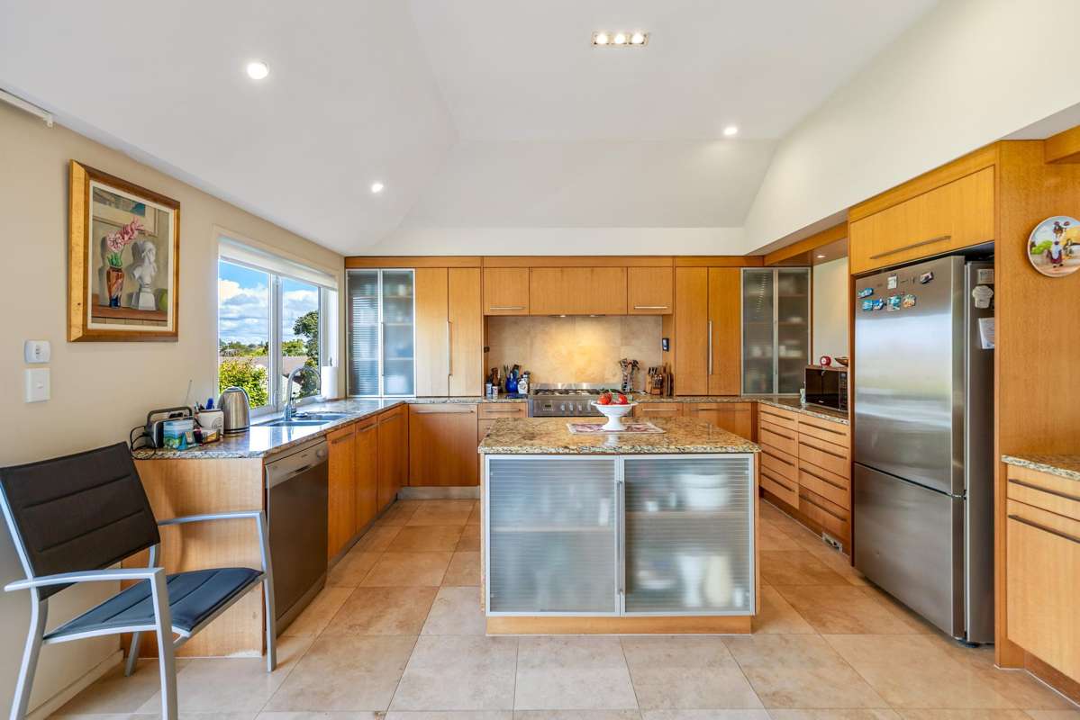 496A Riddell Road_2