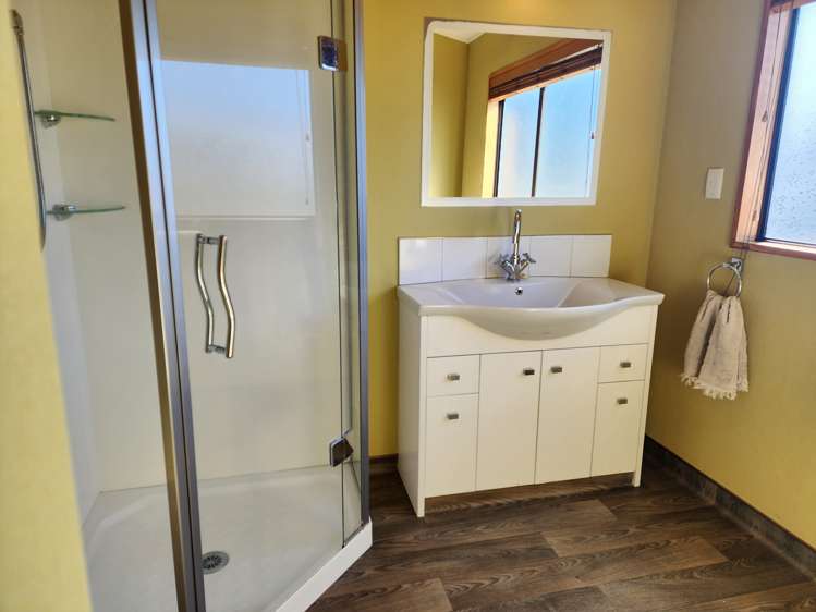 1 Felix-Campbell Street Greymouth_23