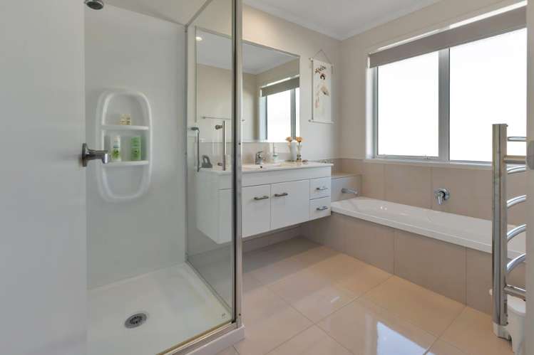 6 Kamahi Place One Tree Point_17