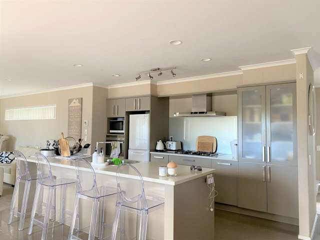 8 Briar Vale Place Flat Bush_2