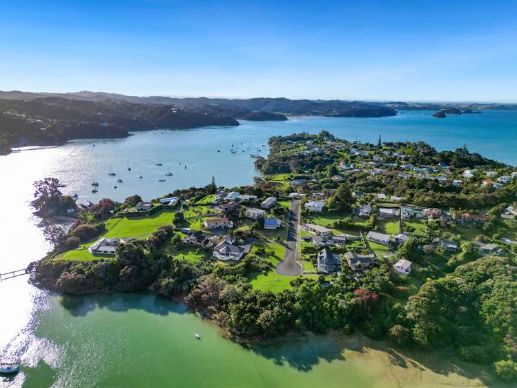 15 Kakapu Road Russell Surrounds_23