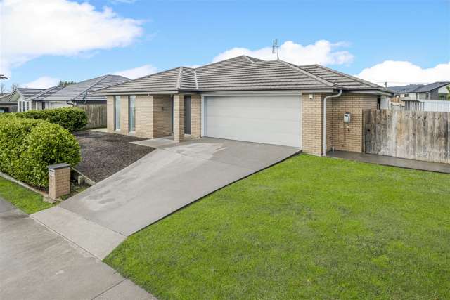 83 Twin Parks Rise Papakura_1