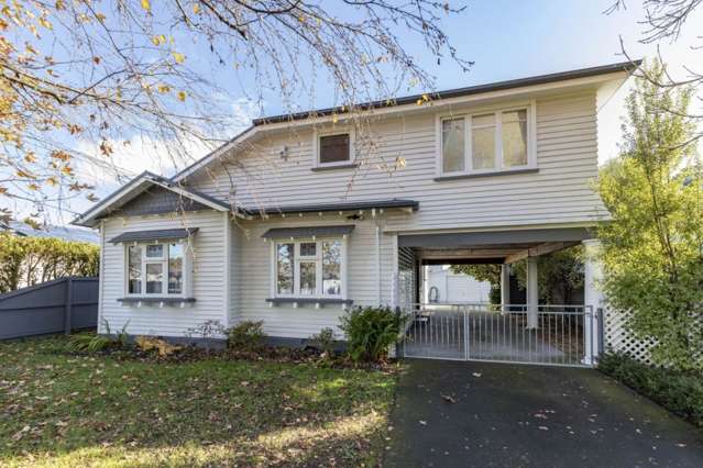 * UNDER OFFER * Large Family Home