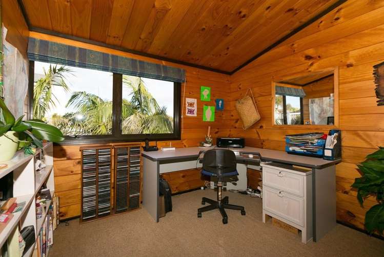 55 Karina Road Merrilands_12