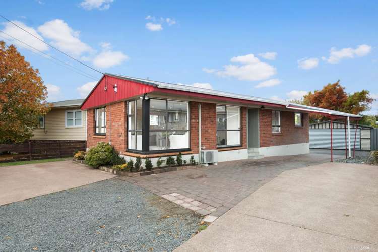 15 Royal View Road Te Atatu South_13