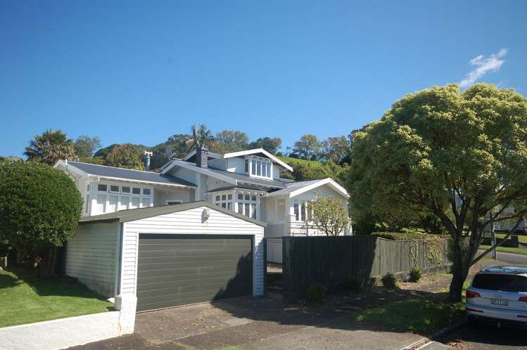 8 Mount Royal Avenue_0