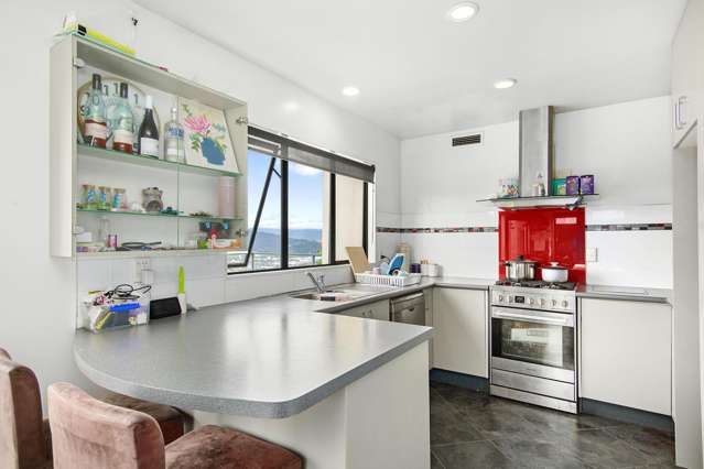 91 Cypress Drive Maungaraki_2