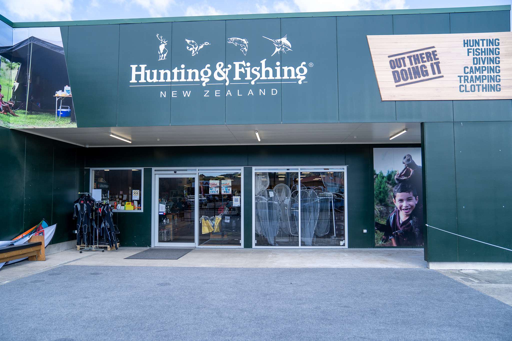 Hunting and deals fishing new plymouth