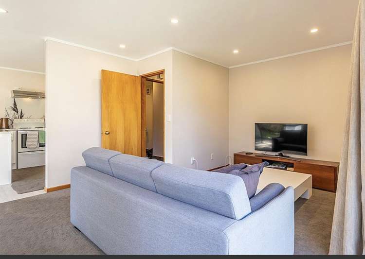 1/42 Hallenstein Street Queenstown_7