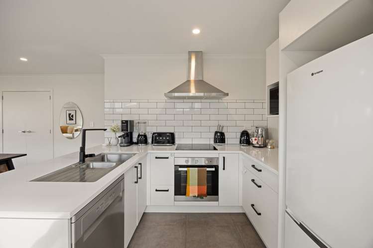 522 Webb Drive Chartwell_5