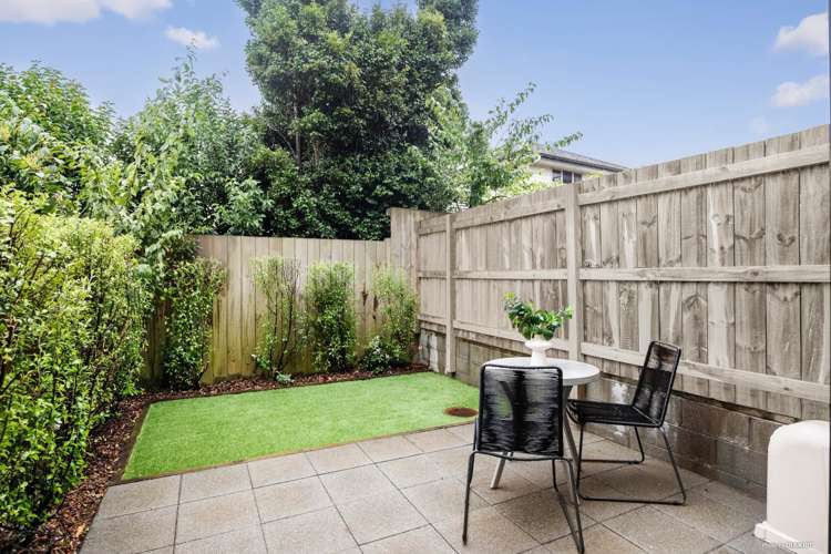 14 Tokai Place Glen Eden_7