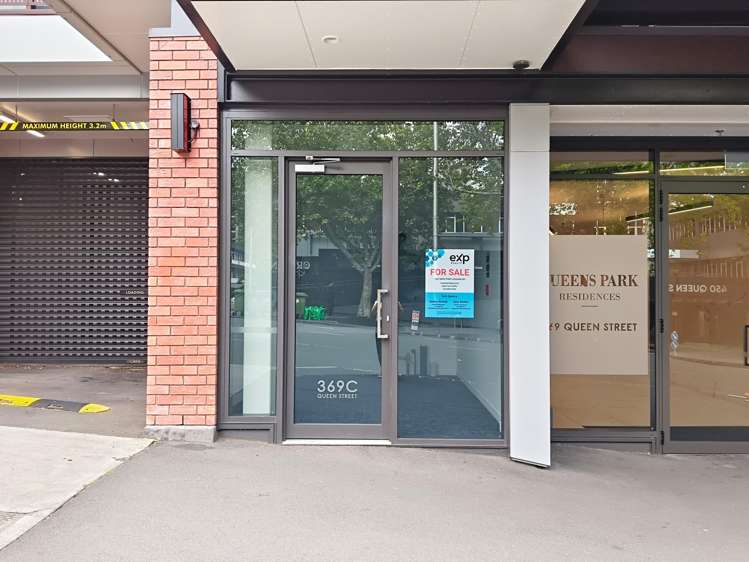 369C Queen Street_0
