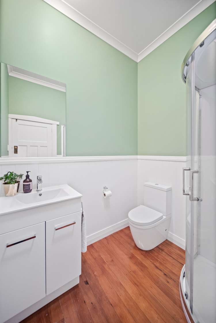 24 Mountain Road Mangere Bridge_16