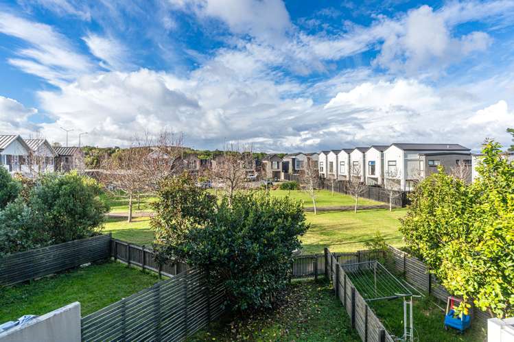 1 Mikoikoi Crescent Mangere Bridge_19